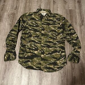 RGT Shacket with pockets